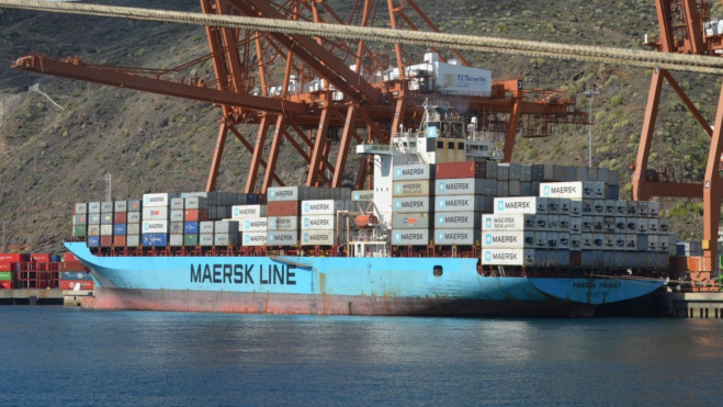 Buque de Maersk en Tenerife (Europa). / Santacruzmipuerto.com 