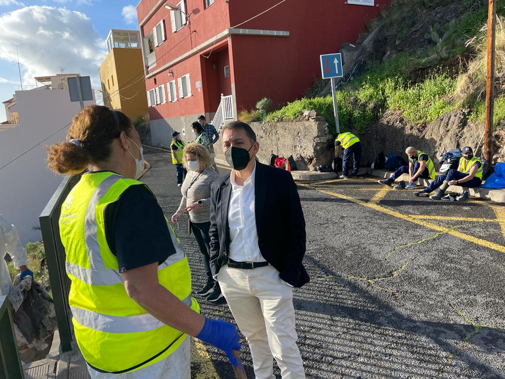 desprendimiento talud santa cruz 