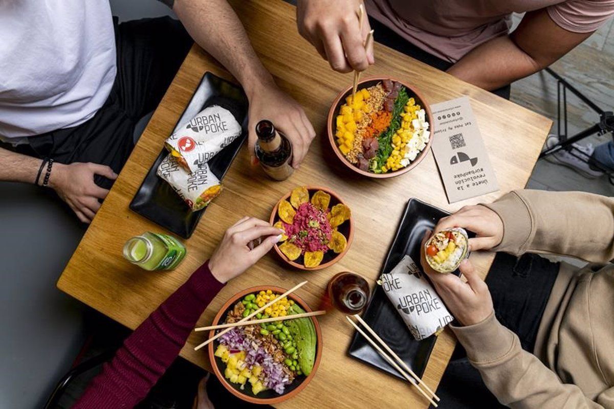 Imagen de los productos de Urban Poke Bar. / Urban Poke Bar 