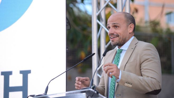 El concejal de Presidencia del Ayuntamiento de Santa Cruz de Tenerife, Alfonso Cabello, en su discurso durante el acto