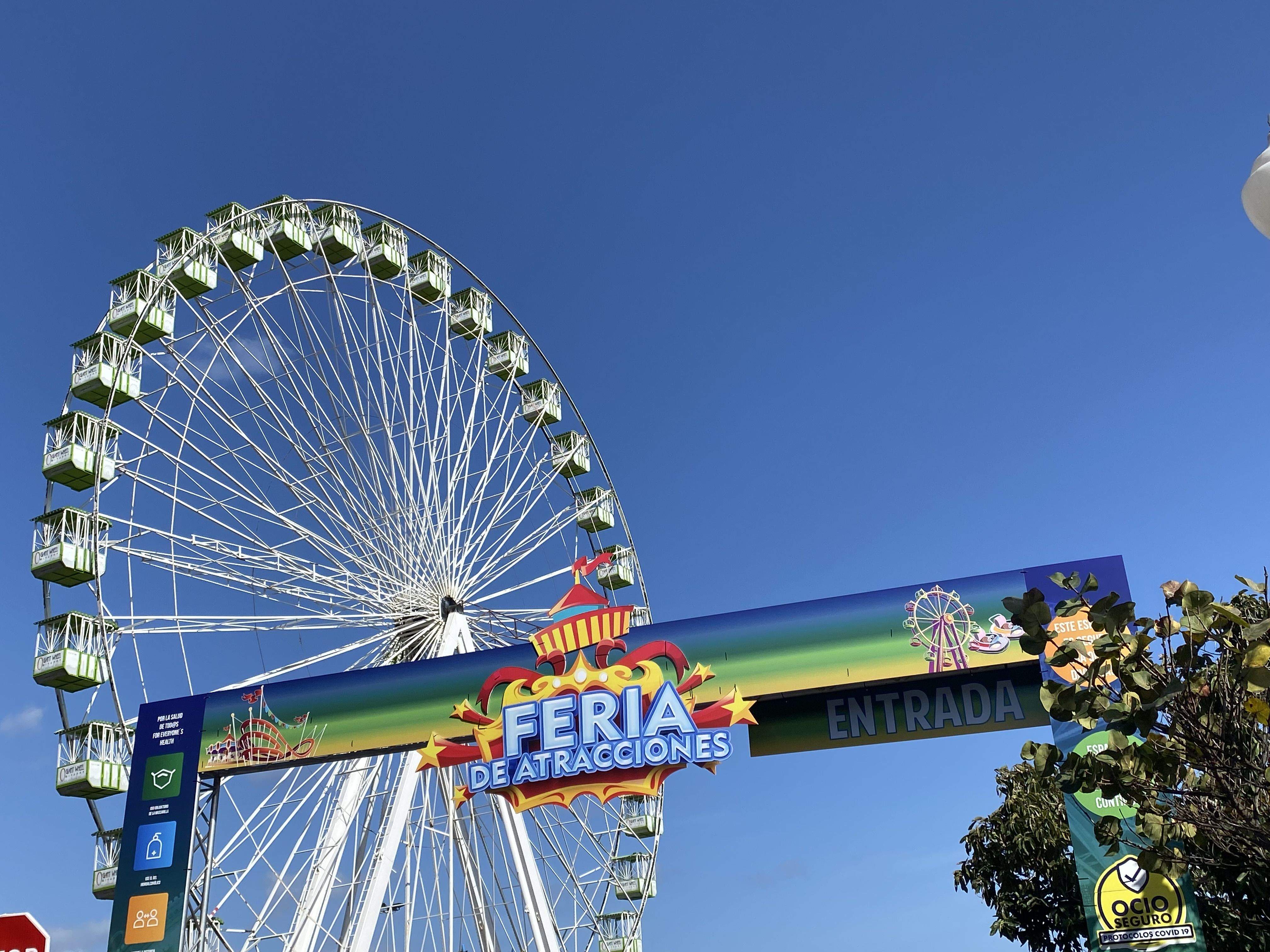 Entrada a la feria que se instalará este viernes en Santa Cruz de Tenerife. / AH