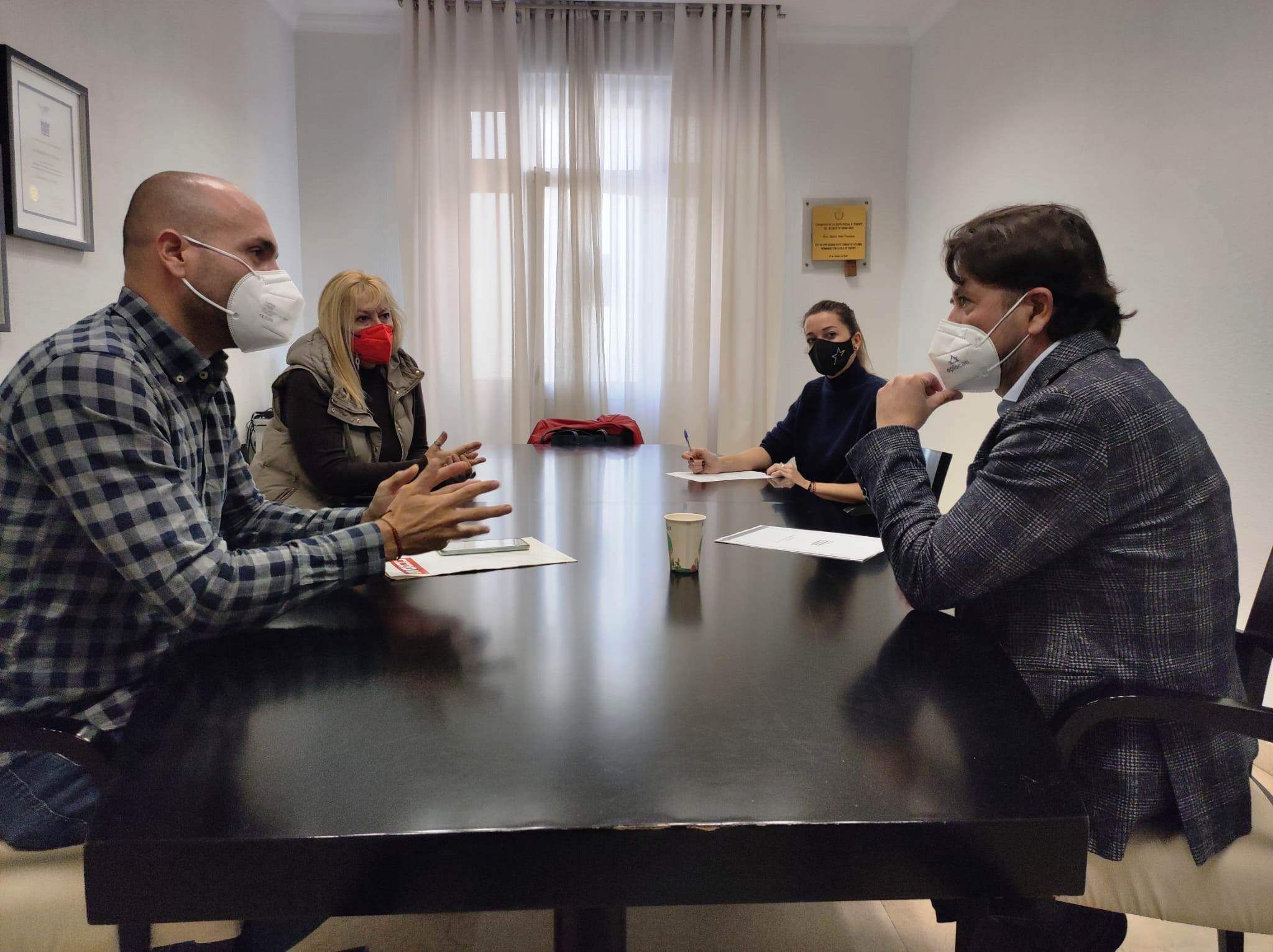 Reunión entre Coalición Canaria y miembros de Comisiones Obreras de Correos / CC-PNC