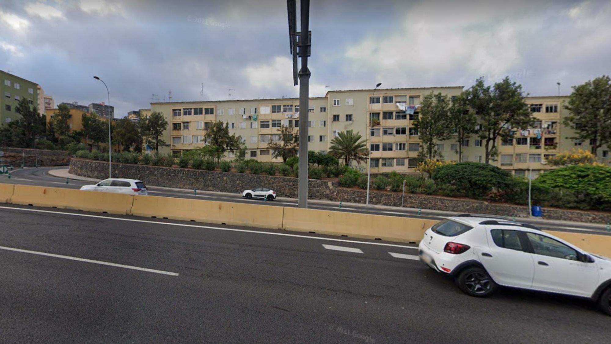 Parte del barrio de Somosierra junto a la autopista TF-5. / Google Maps