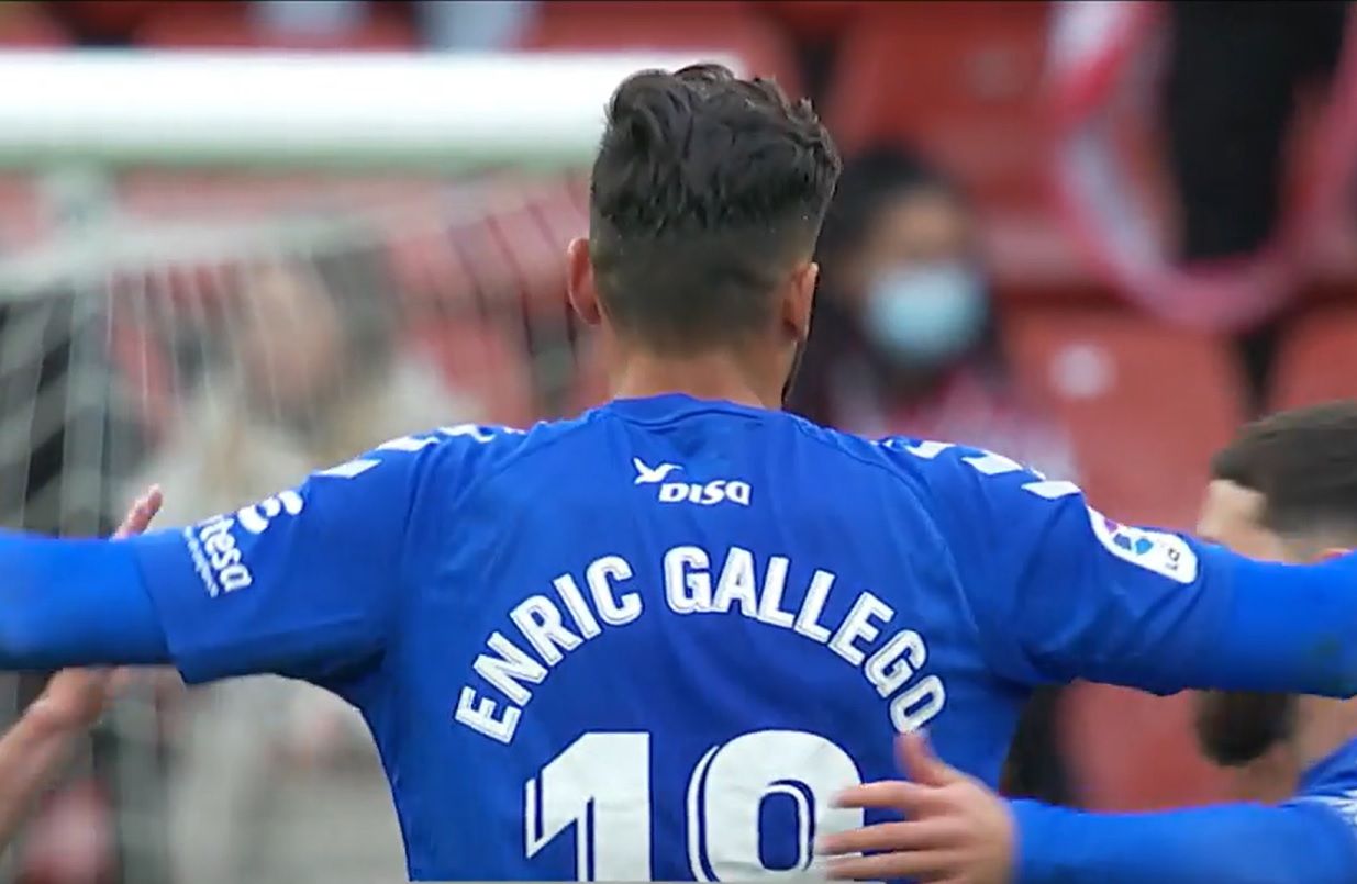 Enric Gallego celebra la victoria del Tenerife ante el Sporting de Gijón en la que anotó dos goles./ Twitter