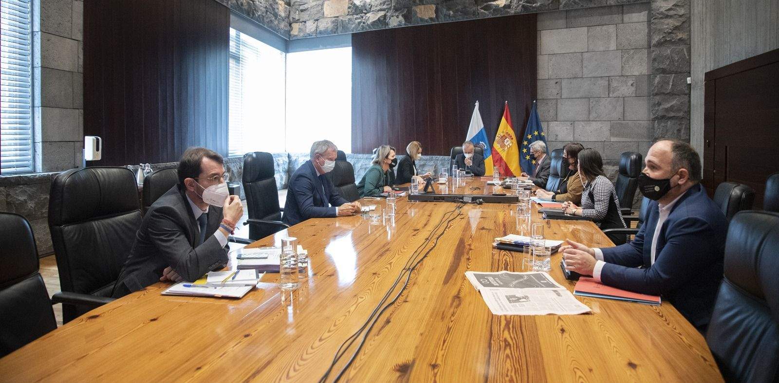 El Consejo de Gobierno, reunido este jueves, ha aprobado aumentar las subvenciones al sector industrial./ Gobierno de Canarias