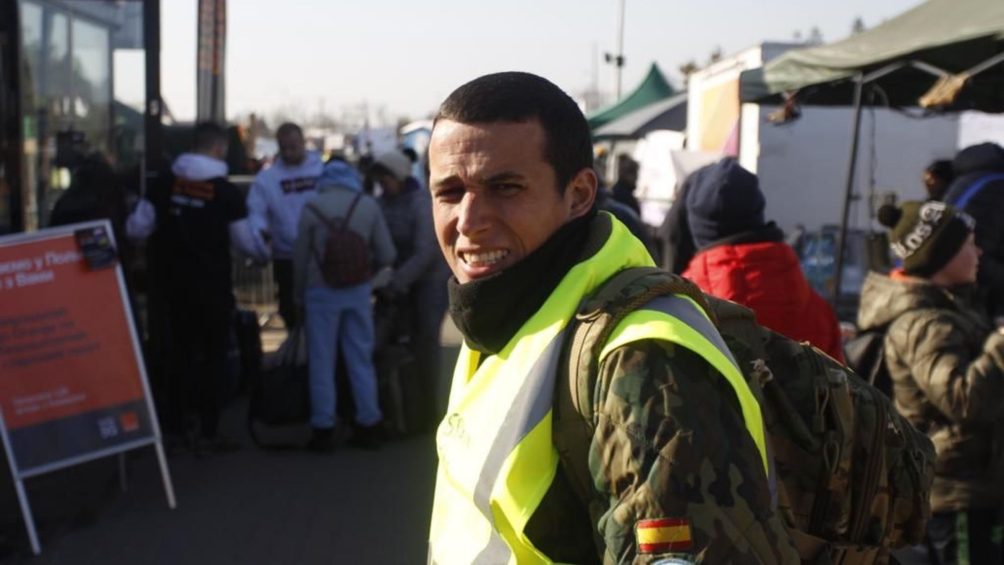 Jesús Echedey en el campamento de refugiados de la frontera entre Polonia y Ucrania . / Cedida