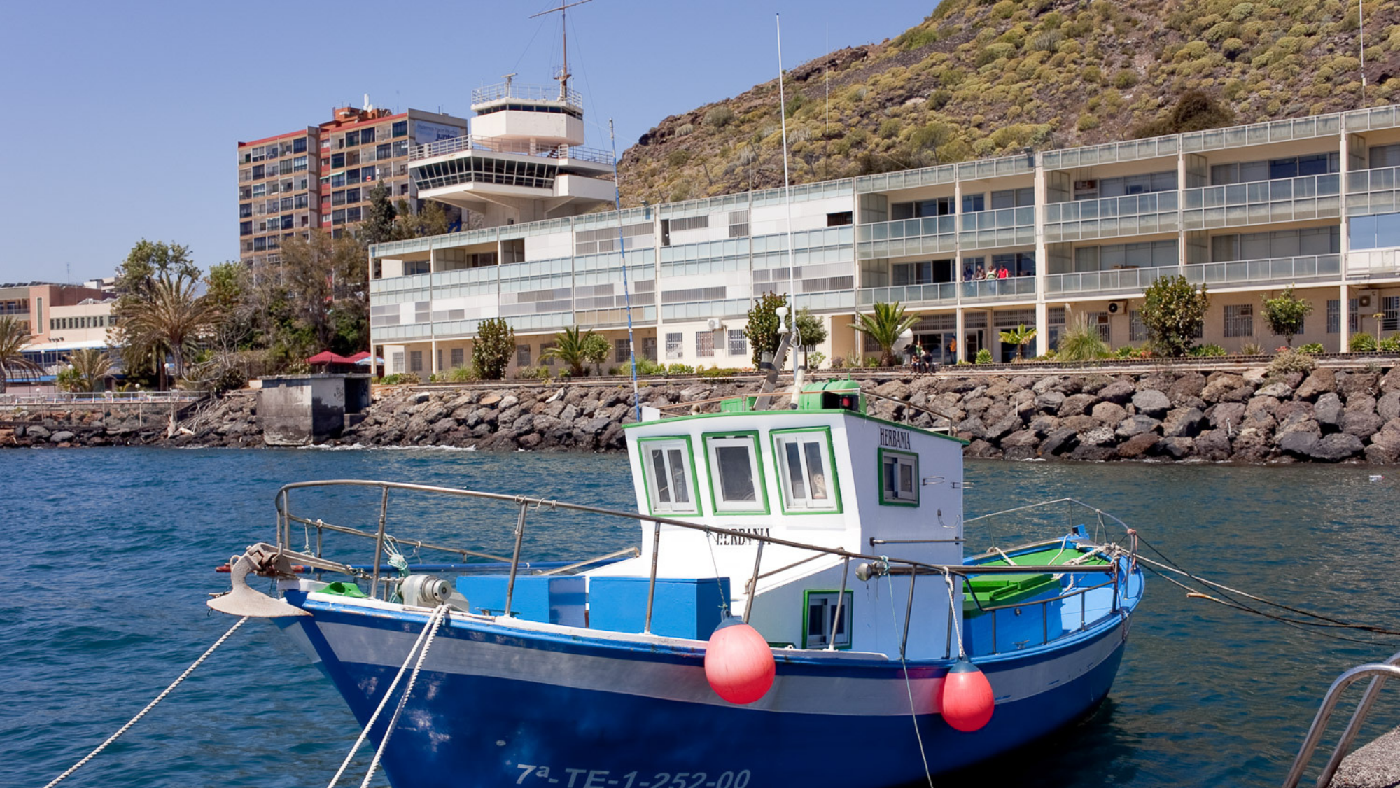 Sección de Náutica, Máquinas y Radioelectrónica Naval de la Escuela Politécnica Superior de Ingeniería. / ULL Sección de Náutica, Máquinas y Radioelectrónica Naval de la Escuela Politécnica Superior de Ingeniería. / ULL