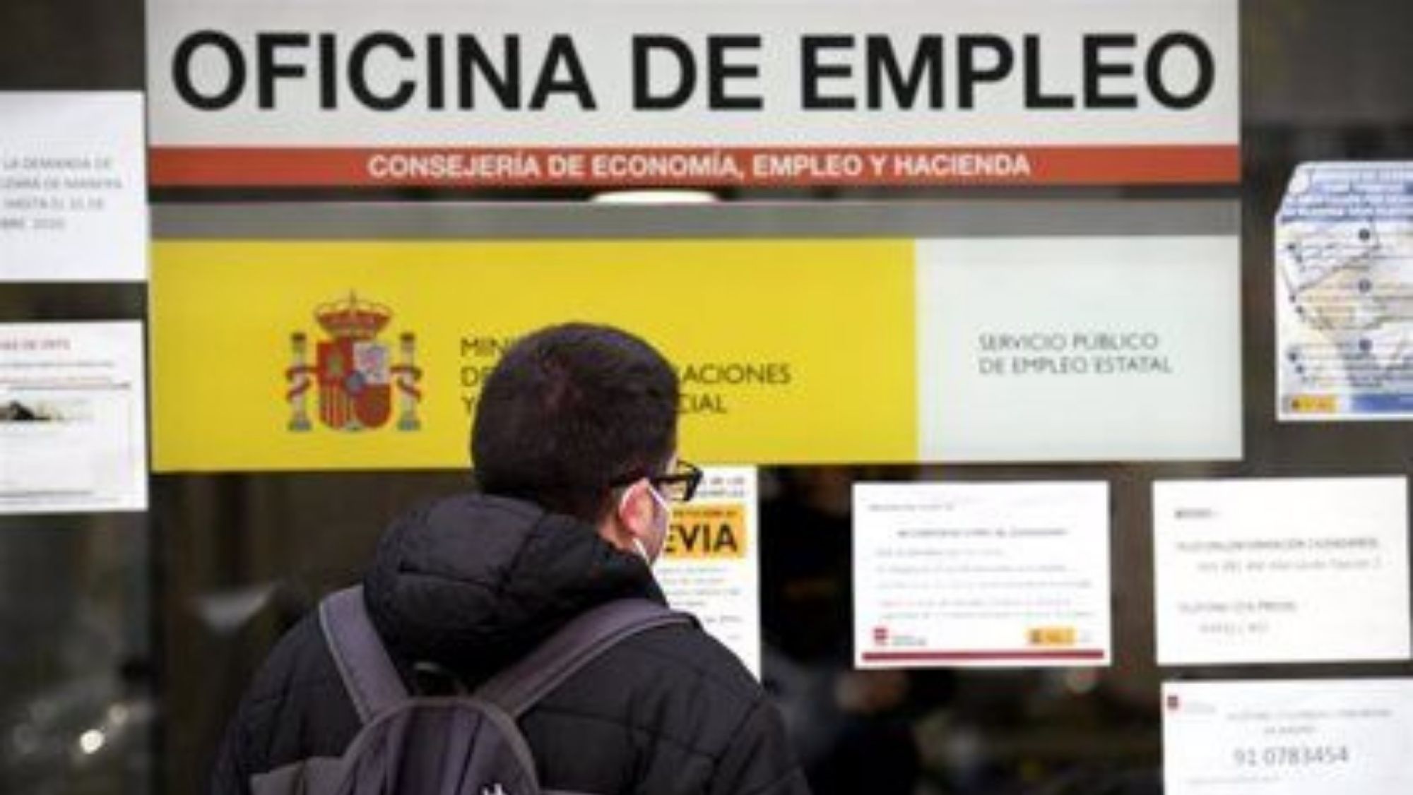 Canarias registra el tercer mayor descenso del paro en España. / Europa Press   