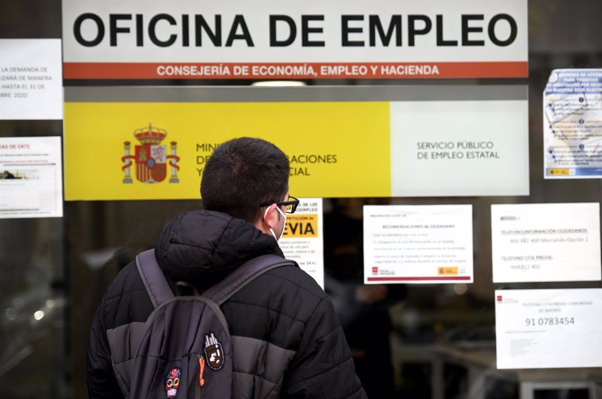 Canarias registra en marzo la menor cifra de personas desempleadas en 13 años