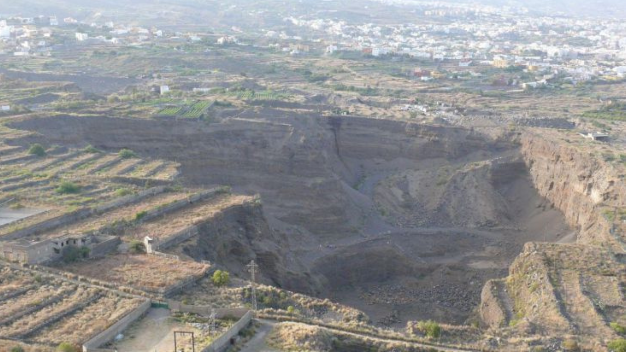 Zona de extracción de áridos en Güímar, uno de los puntos que se estudian para la construcción de la central hidroeléctrica de Tenerife. EFE