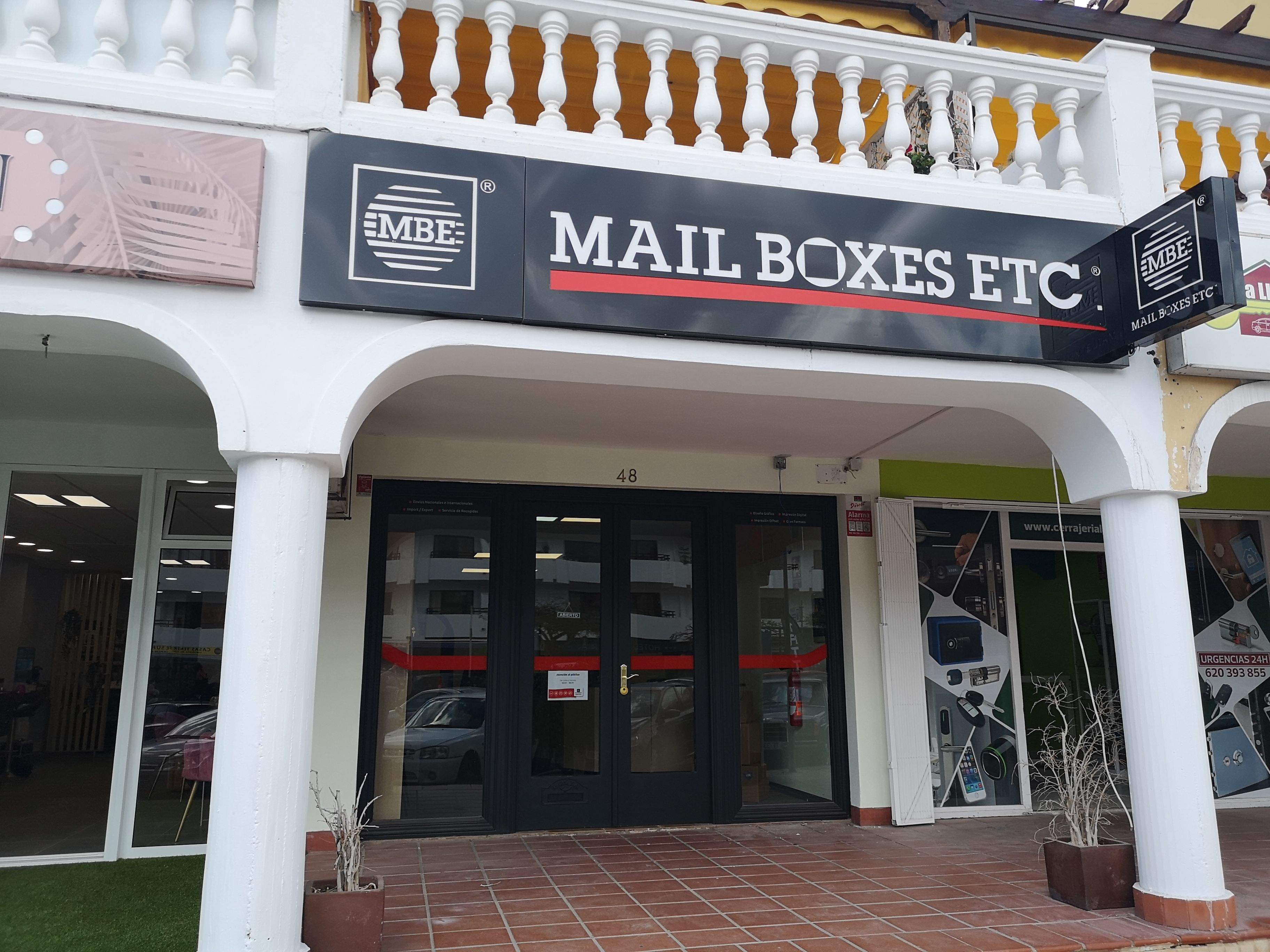 Última apertura de la multinacional Mail Boxes en Tenerife. / Cedida Mail Boxes