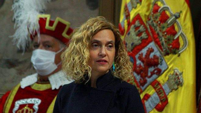 Meritxell Batet, presidenta del Congreso, durante la sesión del Parlamento de Canarias este jueves./ Atlántico Hoy