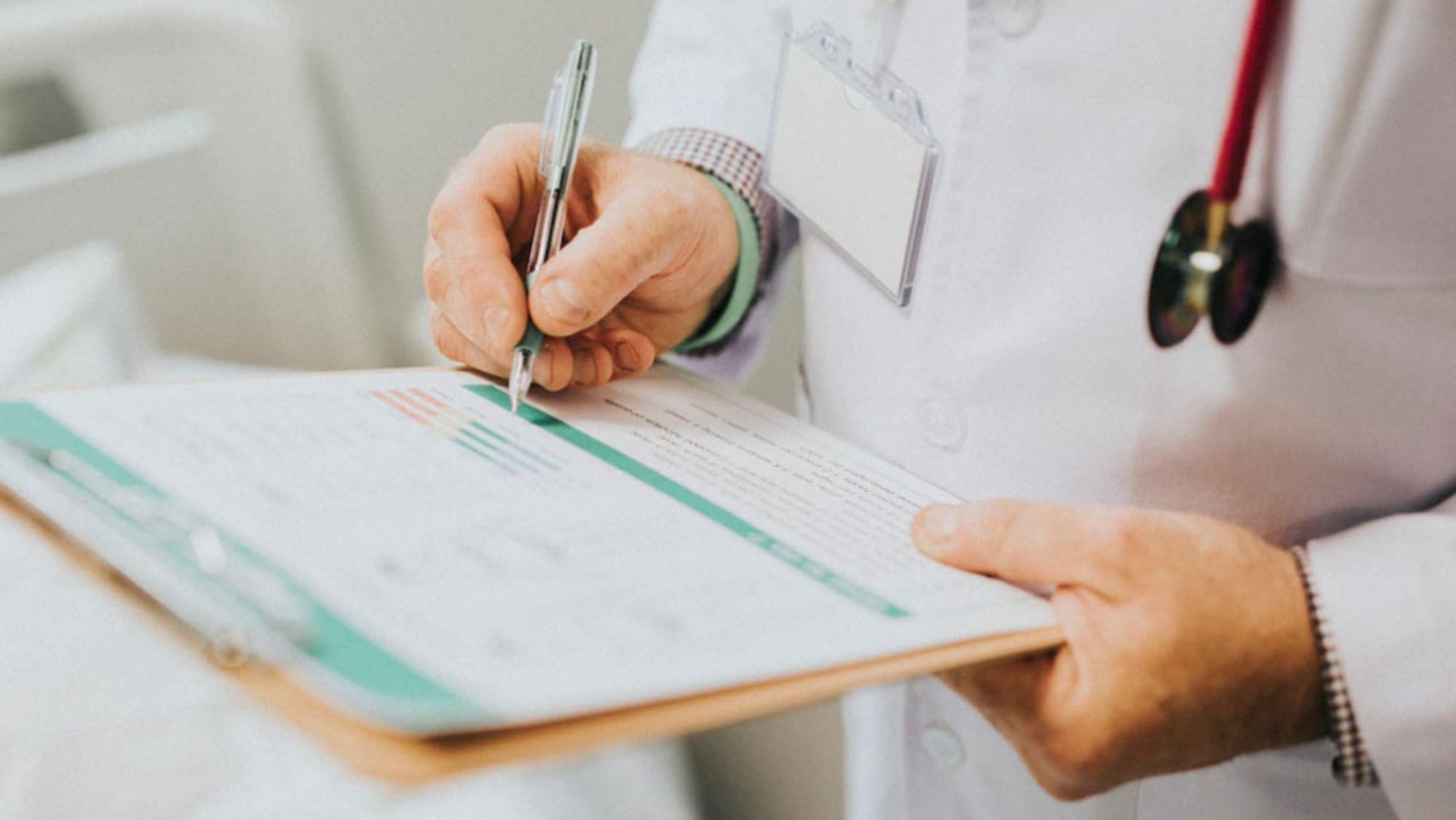 Un estudio confirma que Evusheld, de AstraZeneca, reduce el riesgo de muerte y enfermedad grave por covid-19 en pacientes vulnerables. / Servimedia