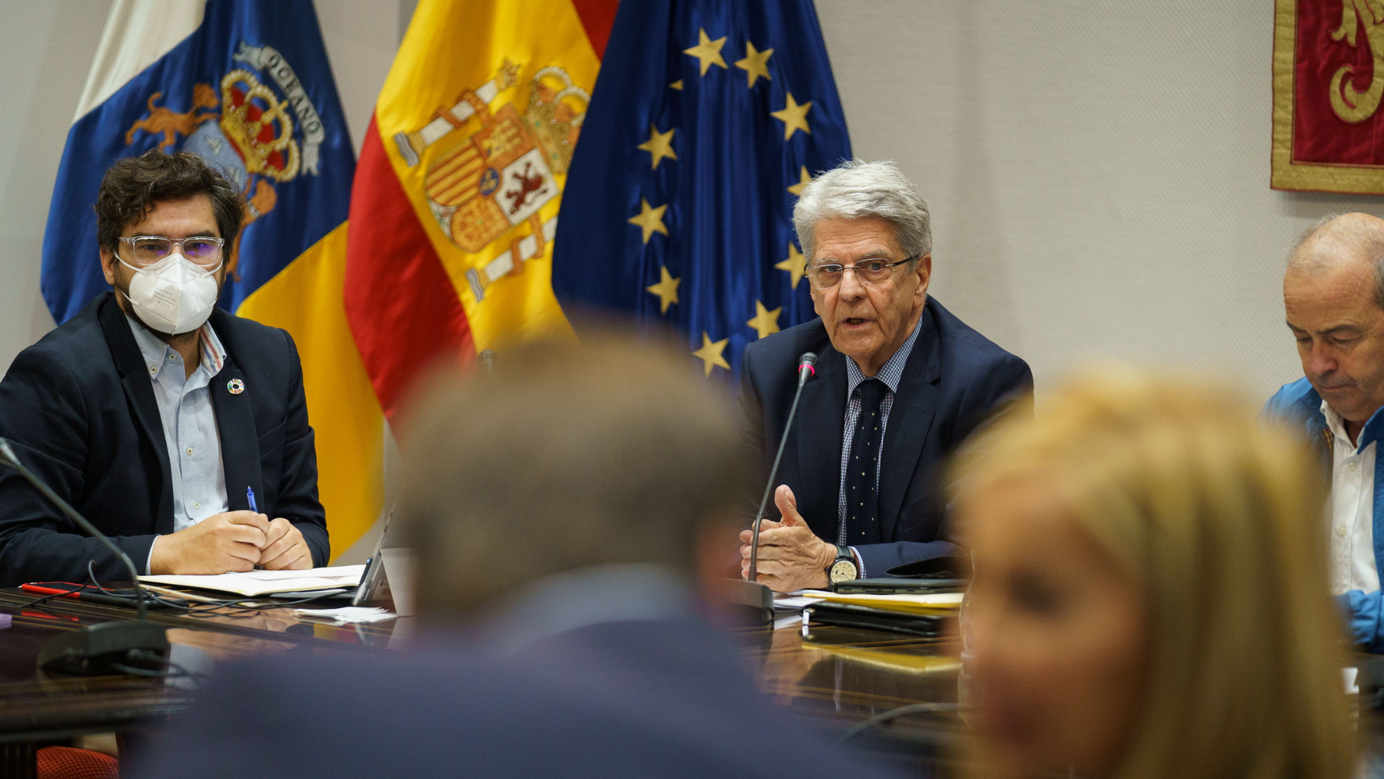 Julio Pérez en la Comisión Administraciones Públicas del Parlamento de Canarias. Efe
