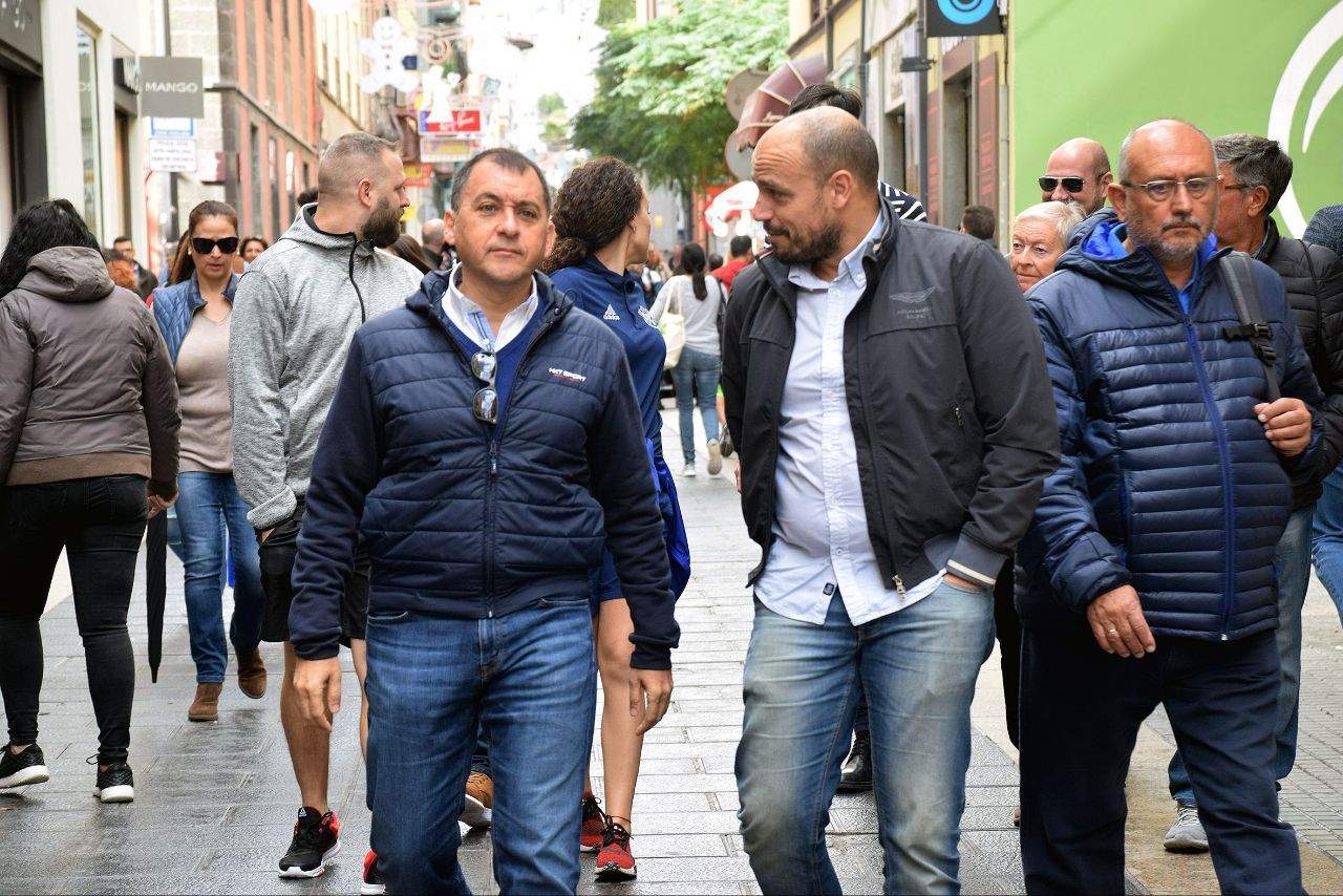 El alcalde, José Manuel Bermúdez, y el viceconsejero de Presidencia del Gobierno de Canarias, Alfonso Cabello / ARCHIVO El alcalde, José Manuel Bermúdez, y el viceconsejero de Presidencia del Gobierno de Canarias, Alfonso Cabello / ARCHIVO