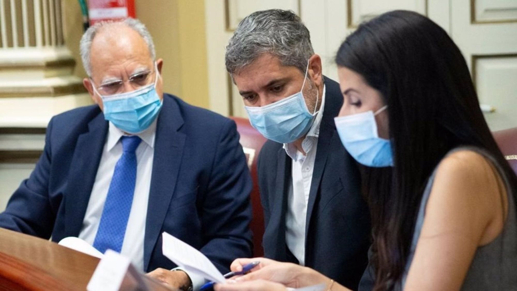 Grupo Parlamentario ASG, con Casimiro Curbelo a la izquierda. / Cedida