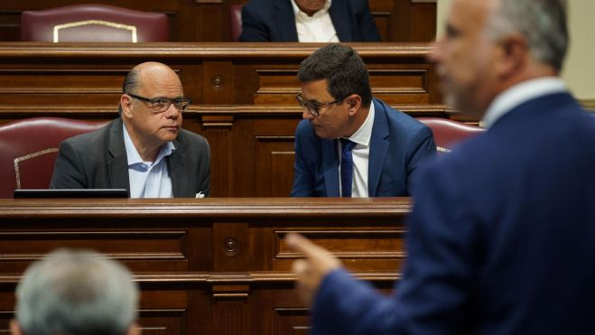 Los diputados de Coalición Canaria José Miguel Barragán y Pablo Rodríguez./ EFE
