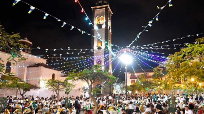 Fiestas de Mayo 2022 en Santa Cruz / FREEPIK