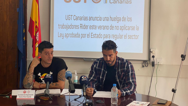 Los riders de Uber en Canarias anuncian una huelga para este verano en la sede del sindicato / UGT