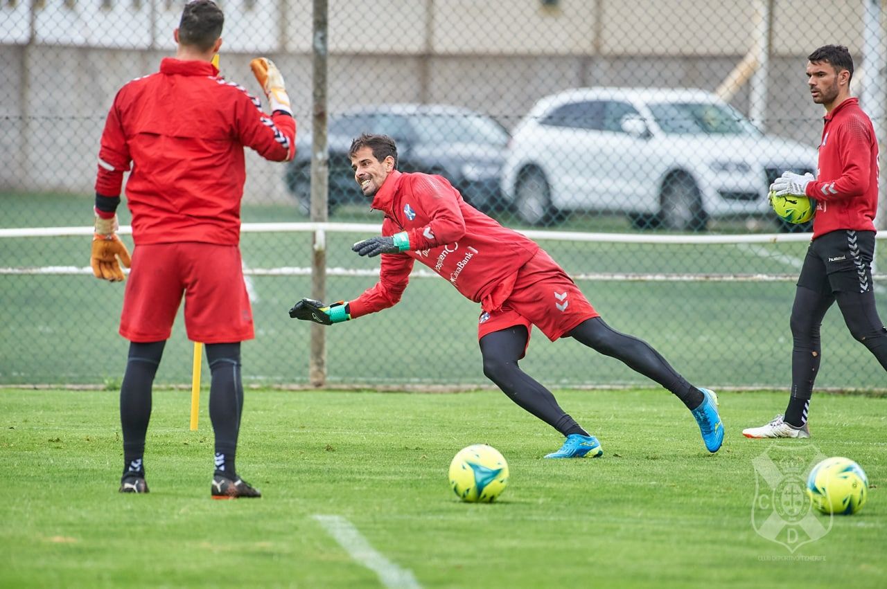 Dani Hernández y Juan Soriano durante un entrenamiento del CD Tenerife previo al choque ante el Málaga CF./ TwitterCDT