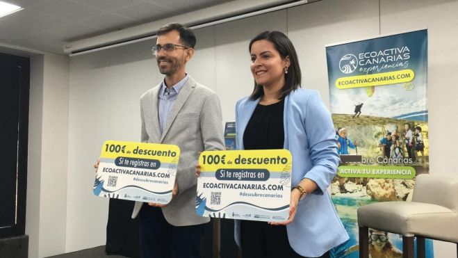 La consejera de Turismo del Gobierno de Canarias, Yaiza Castilla, junto a José Luis Echevarría, presidente de la Asociación Empresarial de Turismo Activo de Canarias./
