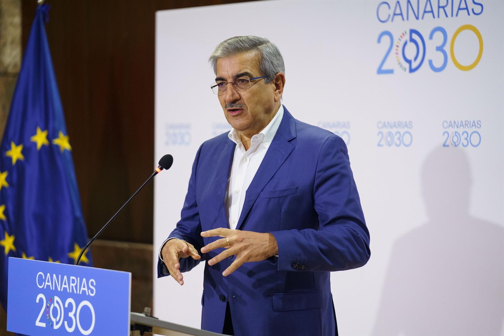 Román Rodríguez durante una rueda de prensa./ EFE/Ramón de la Rocha