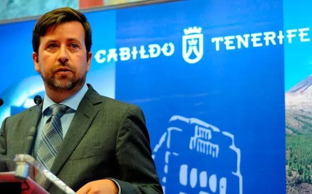 Carlos Alonso, expresidente de CC del Cabildo de Tenerife, en su etapa al frente de la corporación./ Gobierno de Canarias