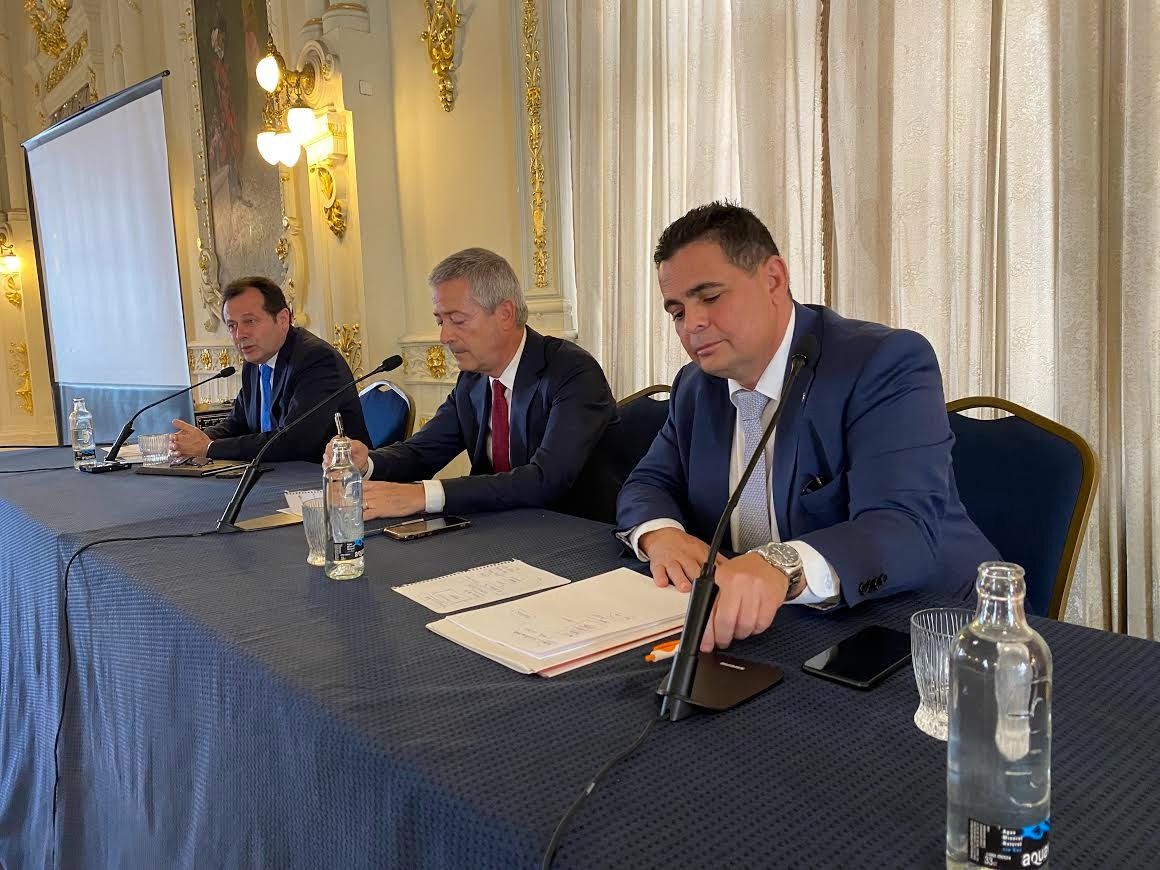 Rueda de prensa en Gran canaria para anunciar la firma del Círculo de Empresarios al Manifiesto REF./ Cedida