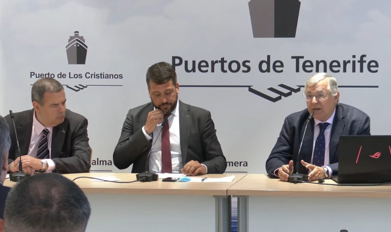 Mesa de trabajo sobre la “Financiación, Requerimientos y Necesidades de la cadena de valor de la Eólica Marina en Canarias"./