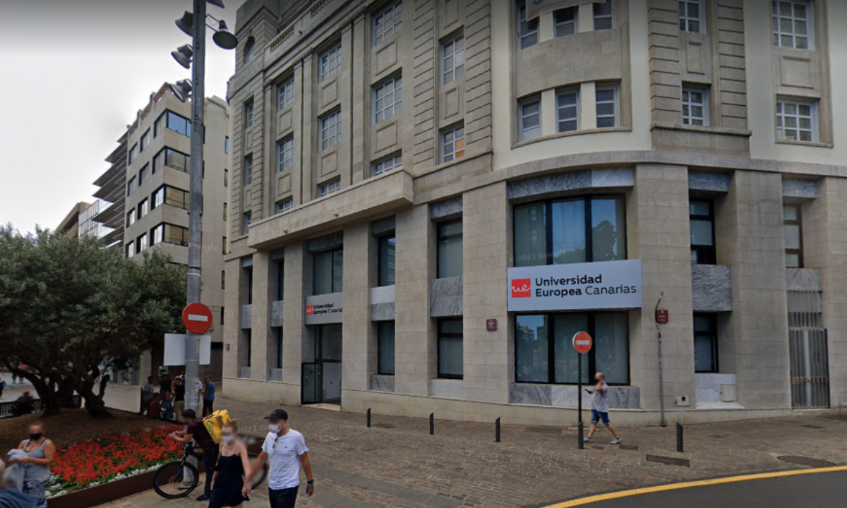 Imagen exterior de la sede de la Universidad Europea en Santa Cruz de Tenerife. / Google 