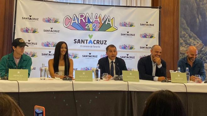 Kyle Hanagami, Chanel, José Manuel Bermúdez, Alfonso Cabello y Enrique Camacho en la rueda de prensa de presentación de la Gala de la Reina. / AH