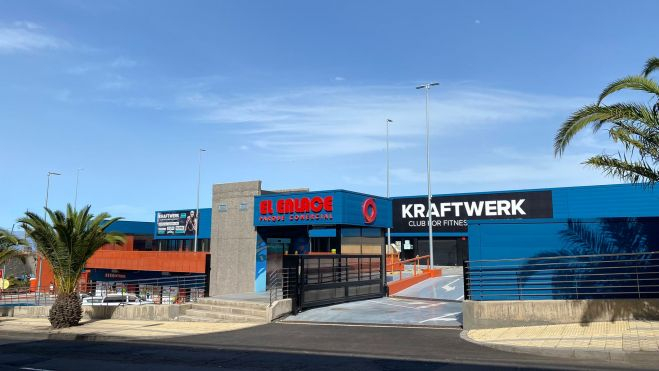 Exterior del Parque Comercial El Enlace. / AH