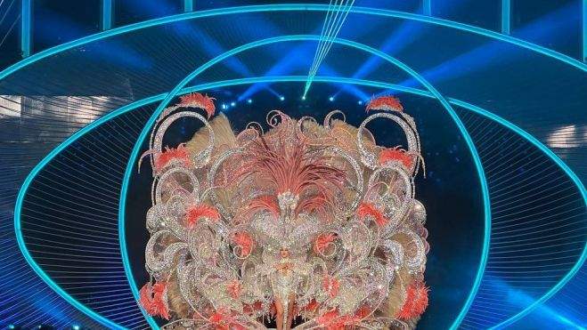 Yanira Morales Plasencia, segunda dama de honor / Carnaval de Santa Cruz de Tenerife 