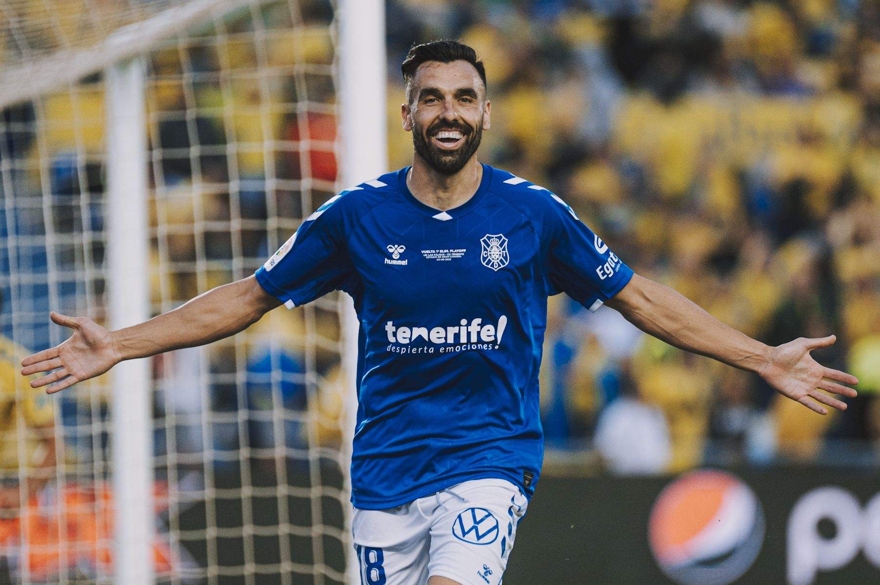 Enric Gallego se ha convertido en un especialista ante la UD Las Palmas./ Twitter CDT