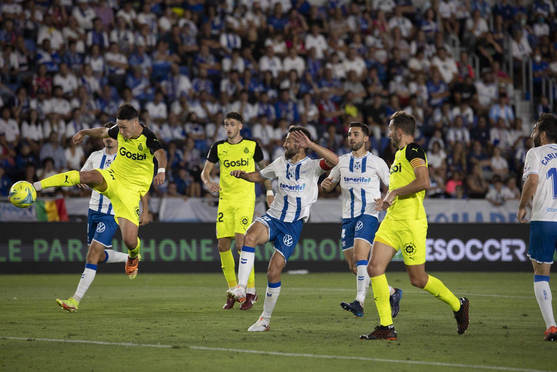 Imagen del Tenerife-Girona / EFE Miguel Barreto 