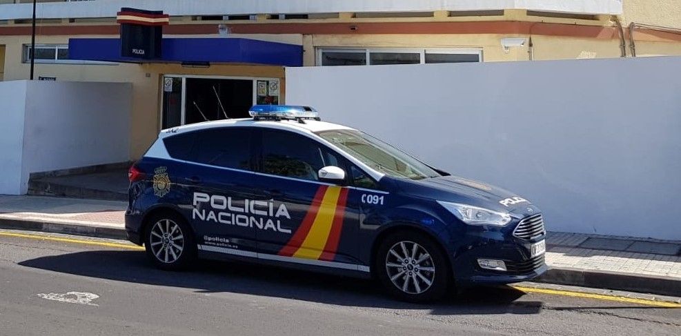 Detenidas cuatro personas por atracar un club cannábico en Adeje