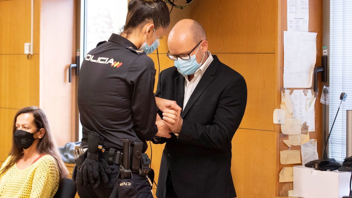 Thomas Handrick, condenado a prisión permanente revisable por asesinar a su esposa y uno de sus hijos./ EFE/Miguel Barreto