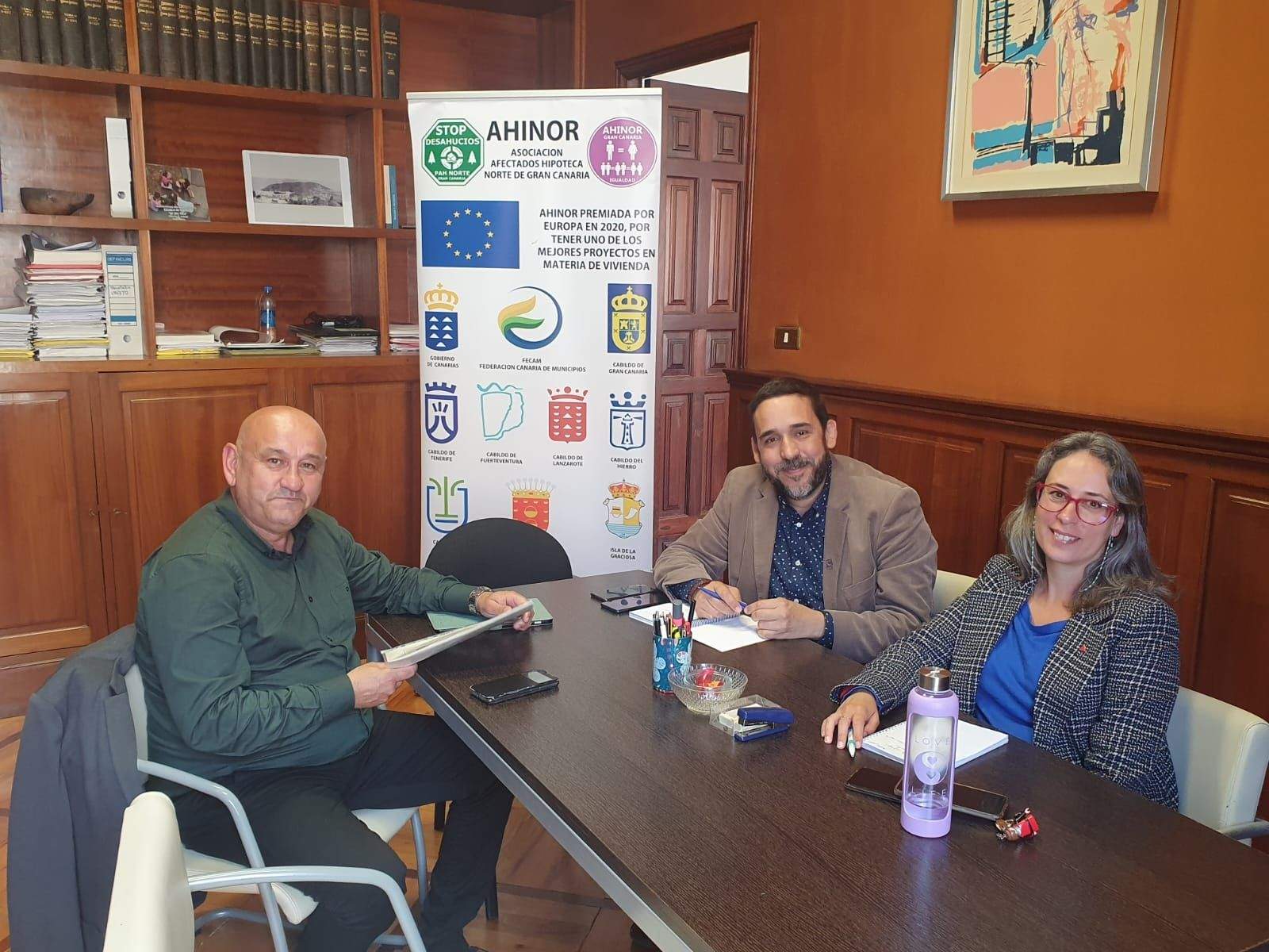 El concejal de Bienestar Social de La Laguna, Rubens Ascanio hace balance de la oficina AHINOR./