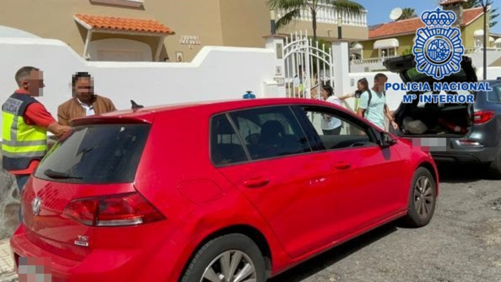 Detección en Tenerife un matrimonio por un estafa inmobiliaria de más de 800.000 euros. / Policía Nacional