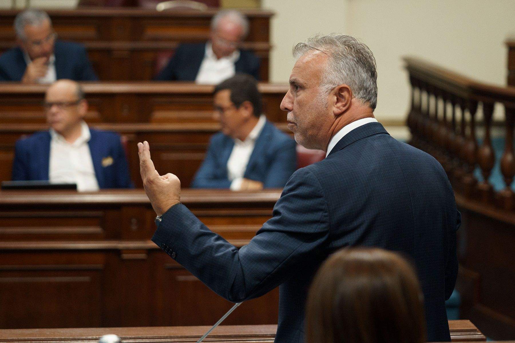 Ángel Víctor Torres en el Parlamento de Canarias. / Gobierno de Canarias 