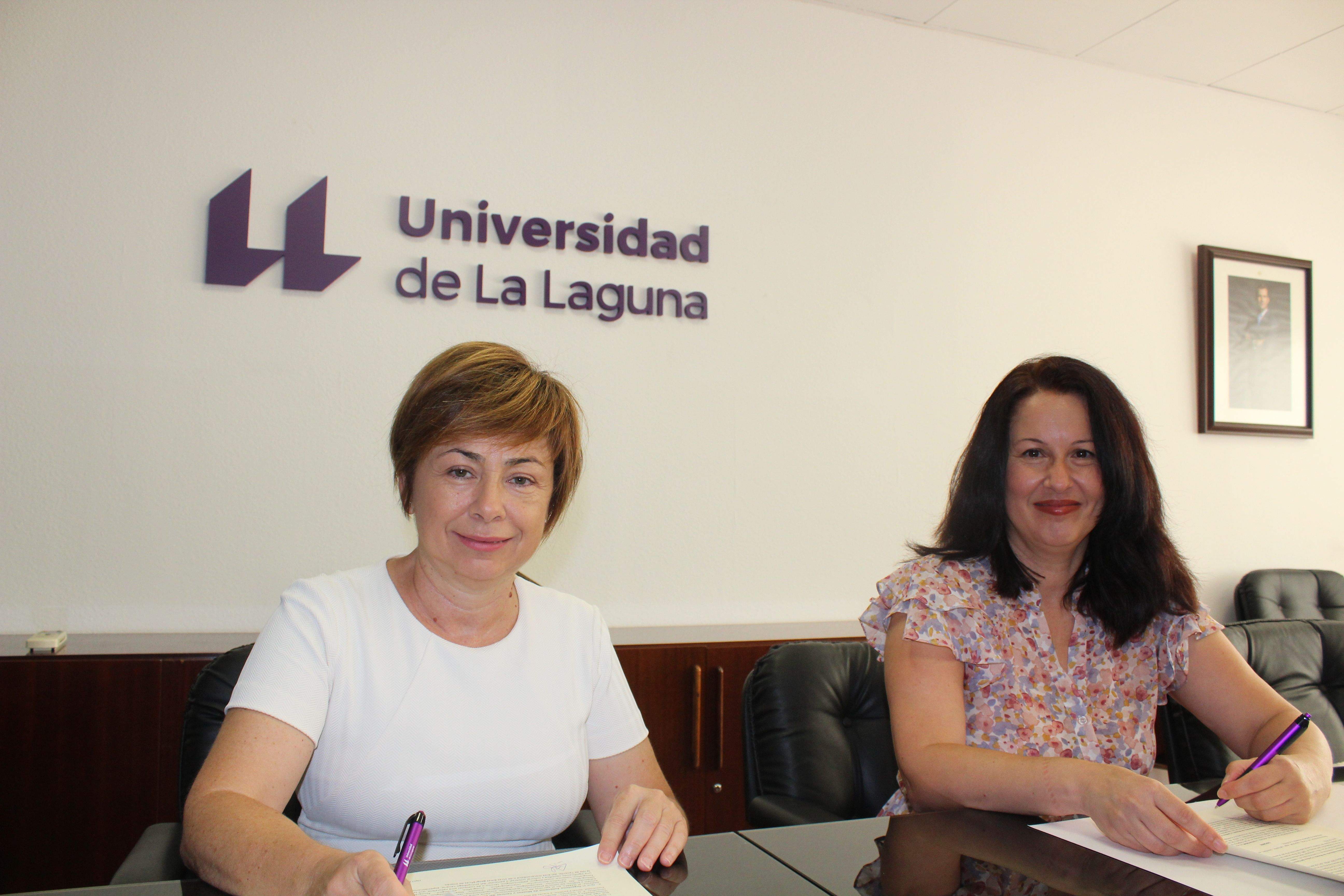 La rectora de la Universidad de La Laguna, Rosa Aguilar, y la presidenta del Organismo Autónomo de Museos y Centros del Cabildo de Tenerife, Concepción Rivero./ La rectora de la Universidad de La Laguna, Rosa Aguilar, y la presidenta del Organismo Autónomo de Museos y Centros del Cabildo de Tenerife, Concepción Rivero./