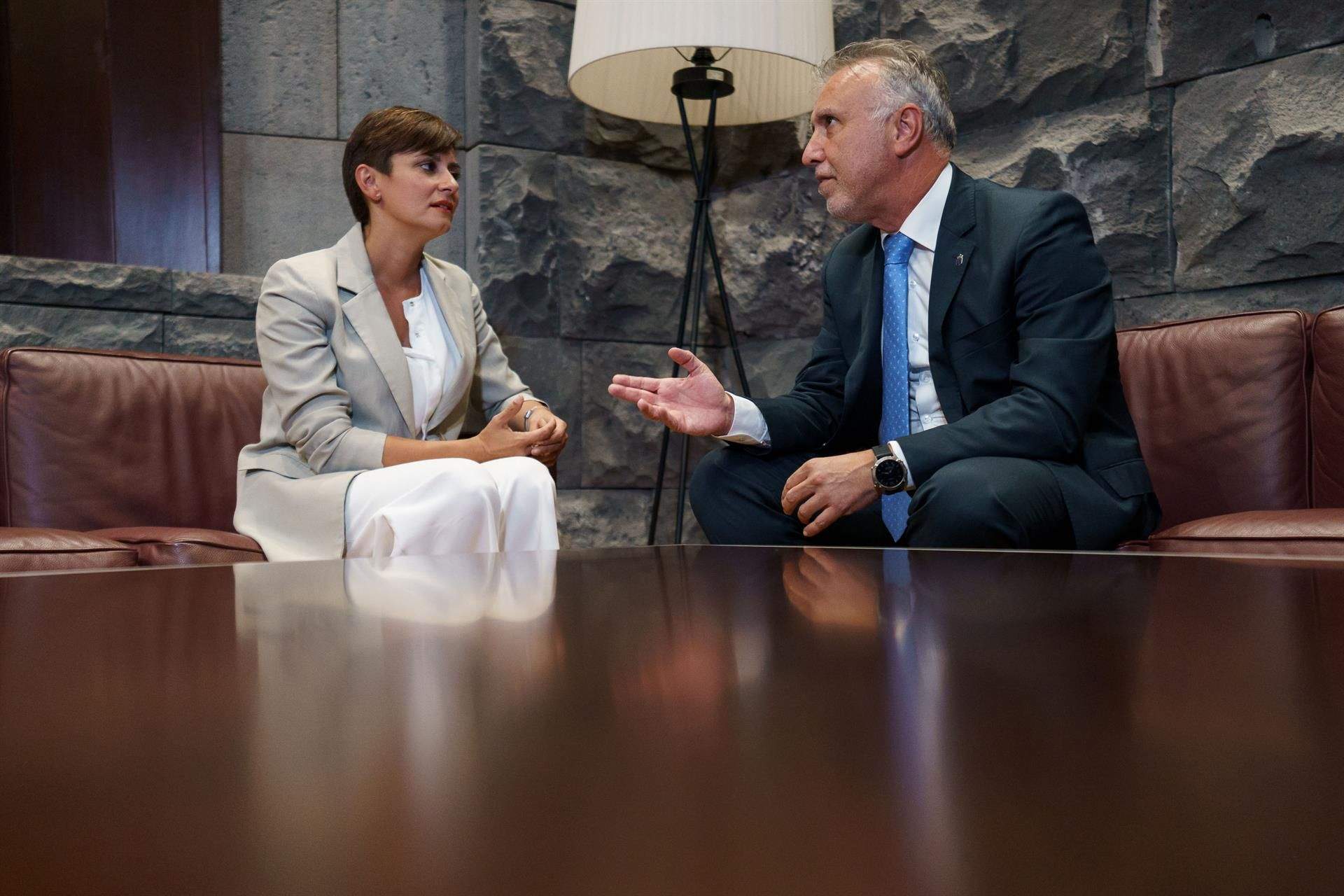 5b2cf4193674ef385e2c87ef5e89a310f513bd5ew