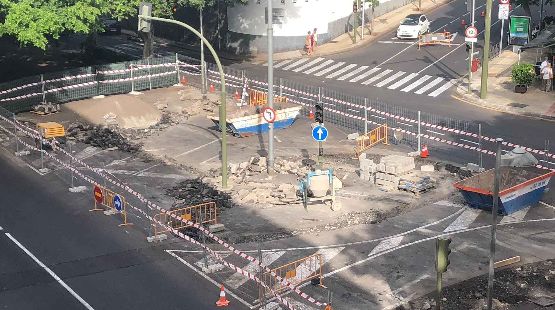 Obras en la Rambla a la altura del cuartel Almeyda|REDES