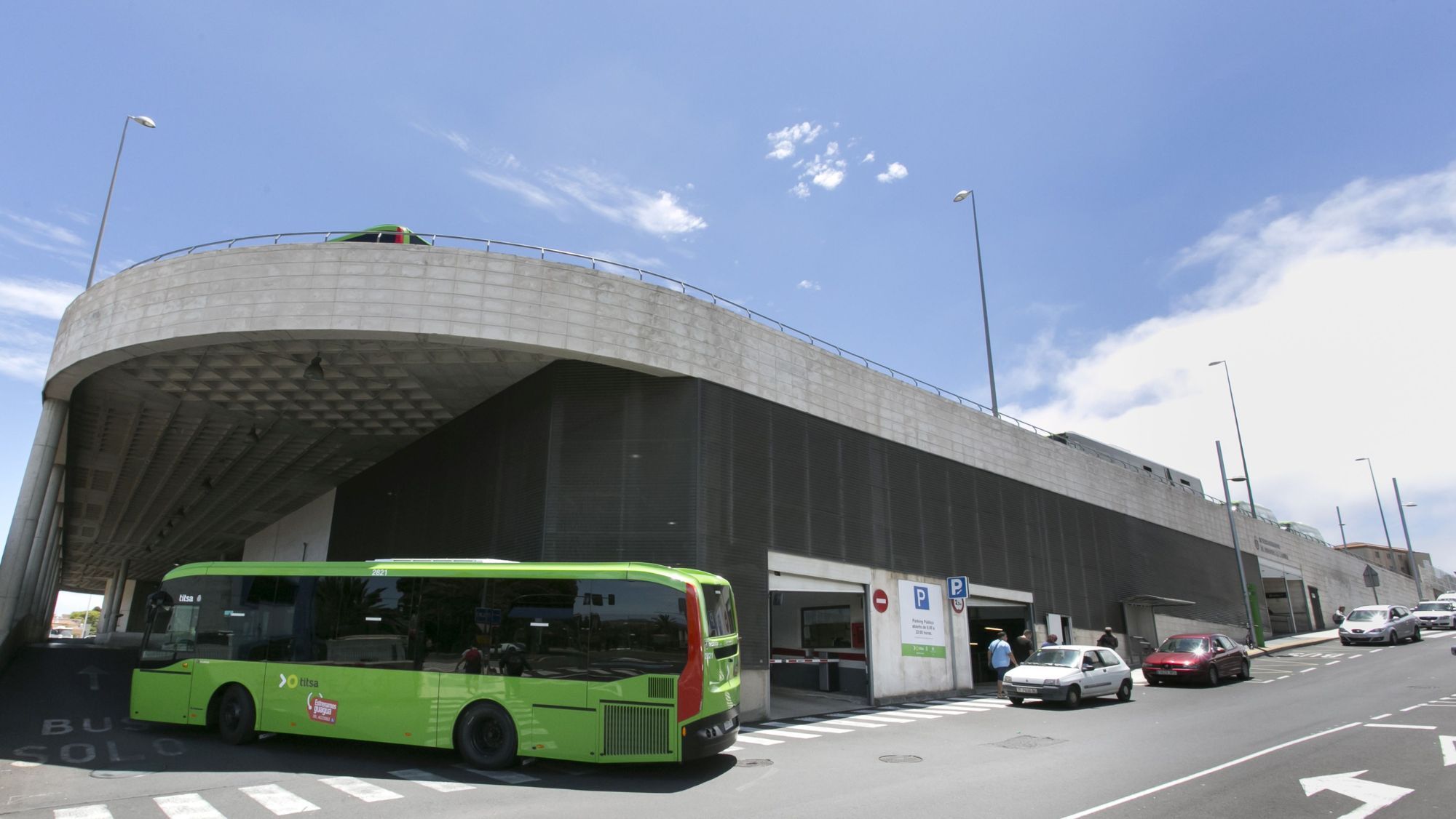 Estación de guaguas de Titsa. / Cedida