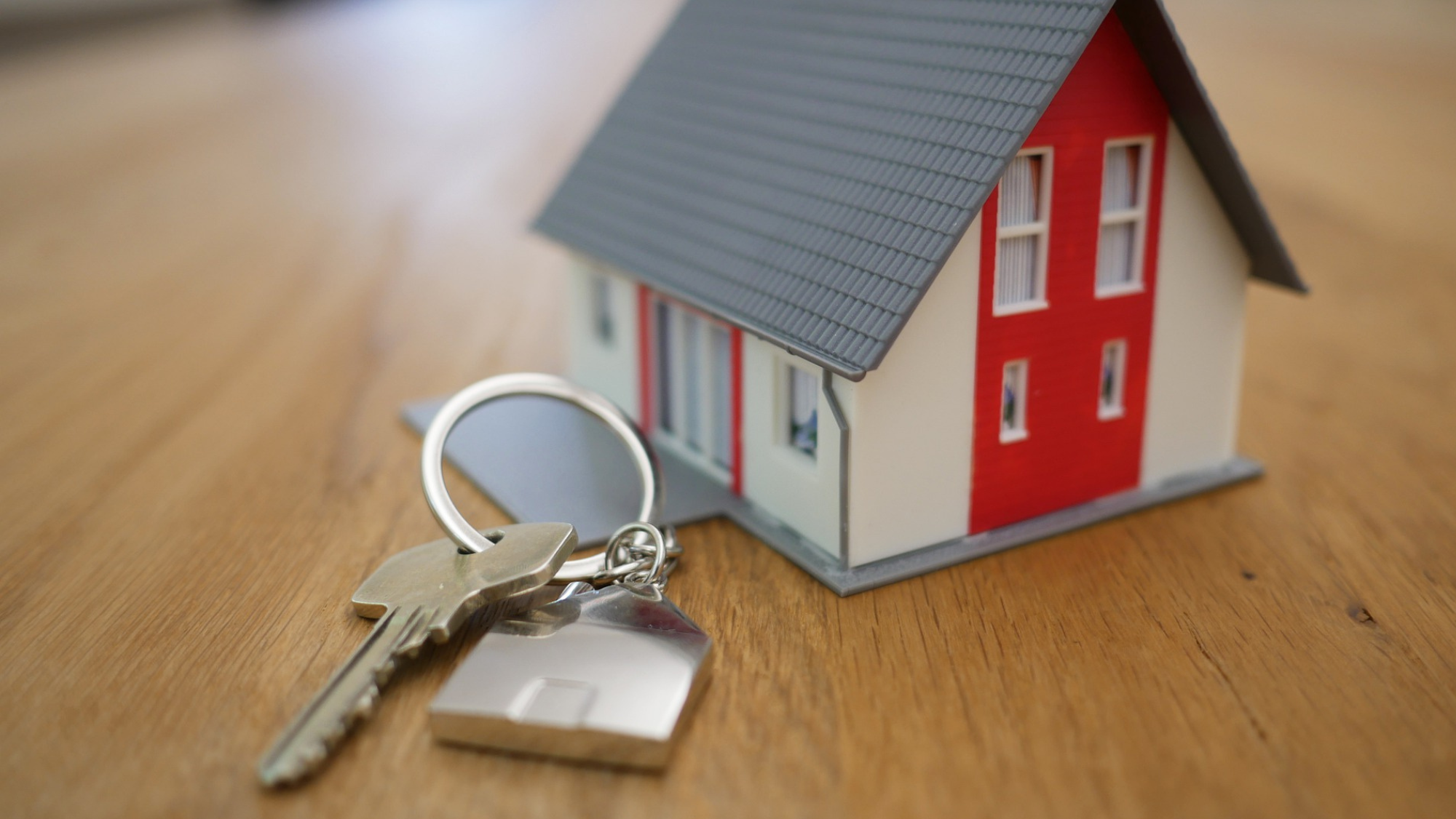 Entrega de llaves para una vivienda. / Imagen de la red