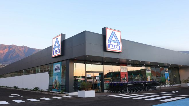 Imagen exterior de un supermercado de ALDI en Canarias. / ALDI 