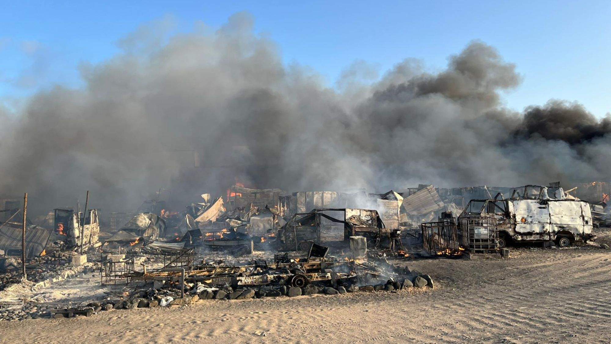 Autocaravanas quemadas en Pájara. / Ayuntamiento de Pájara