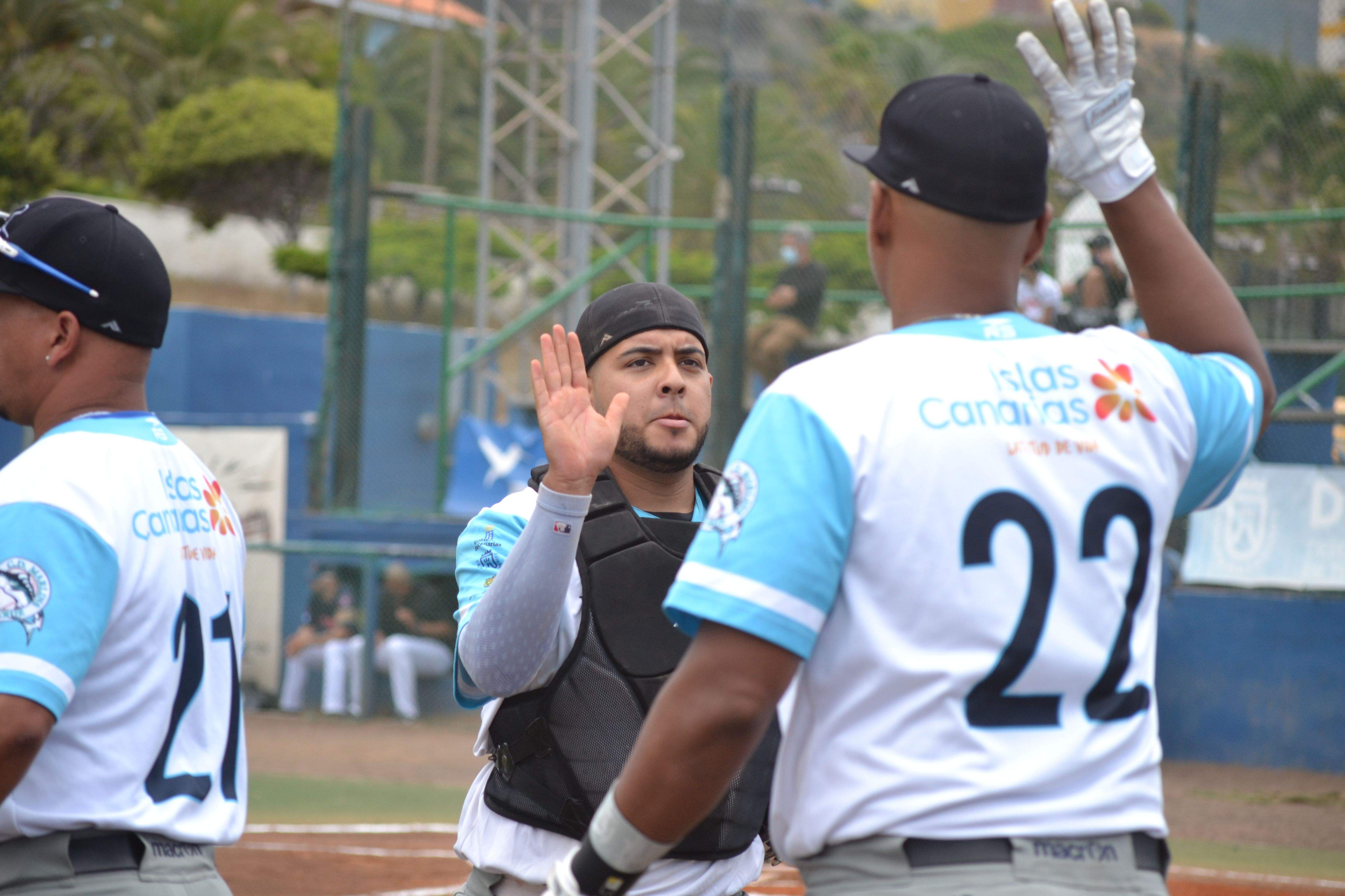 El Tenerife Marlins Puerto Cruz espera celebrar el campeonato liguero el mismo viernes aunque, si fuera necesario, tendría una nueva oportunidad el sábado./ Cedida.