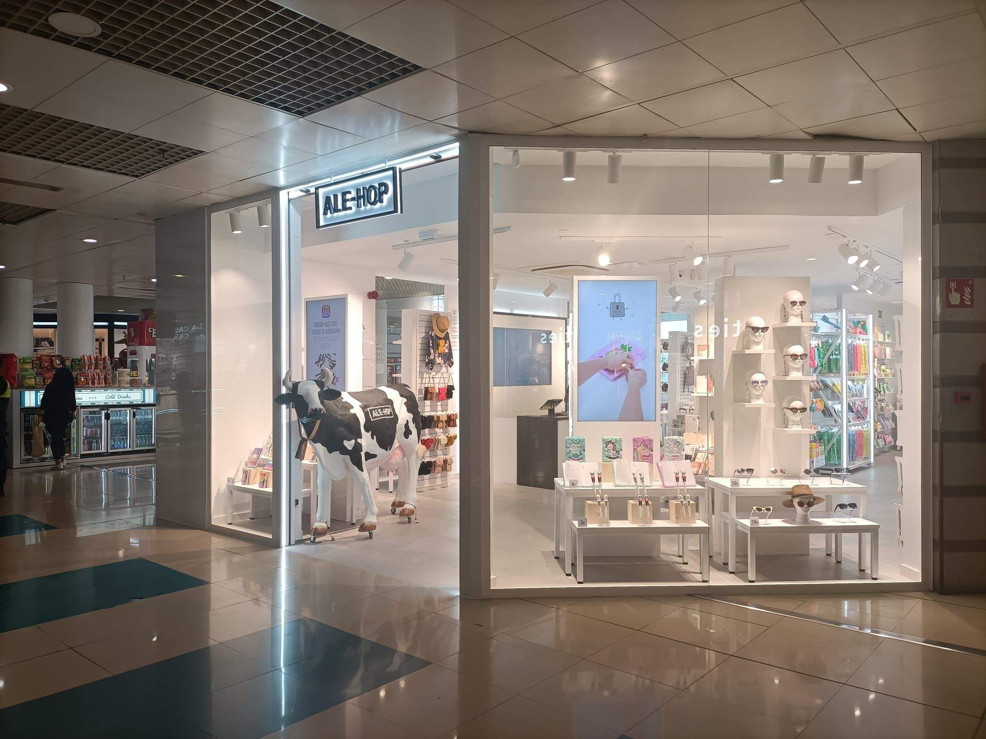 Imagen de la apertura de Ale Hop en Añaza. / Centro Comercial Añaza Carrefour 