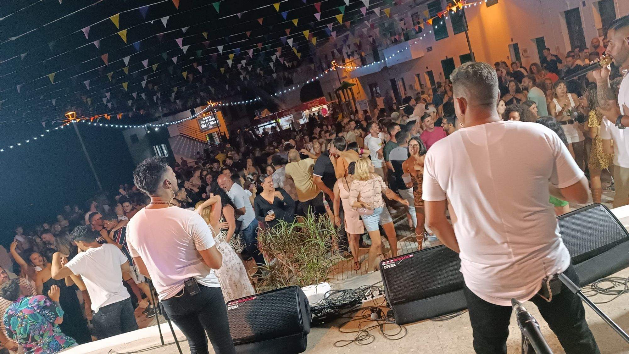 Actuación de la Orquesta Acapulco en Frontera, El Hierro, donde han tocado este jueves / Orquesta Acapulco